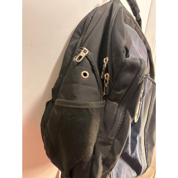 SWISSGEAR Backpack Bug Out Black Large Laptop Hiking Travel Passport Holder - Picture 2 of 16